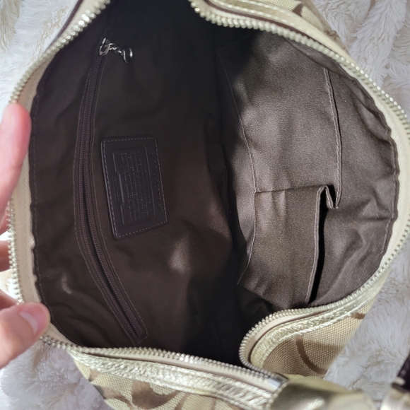 Elegant Tan Patchwork Shoulder Bag - Picture 4 of 5